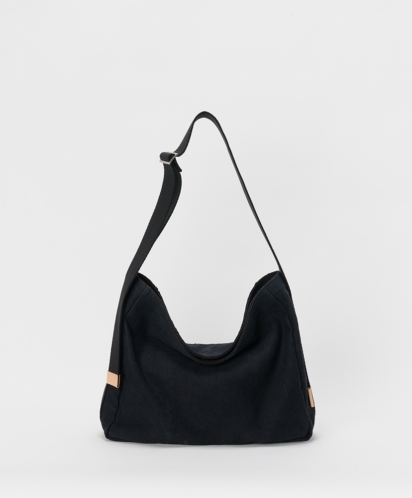 Square Shoulder Bag Small(ONE Black/ブラック): Hender Scheme