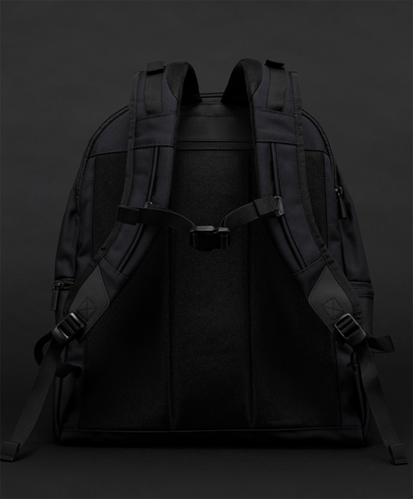 Backpack Pro Solid M(ONE Black/ブラック): MONOLITH