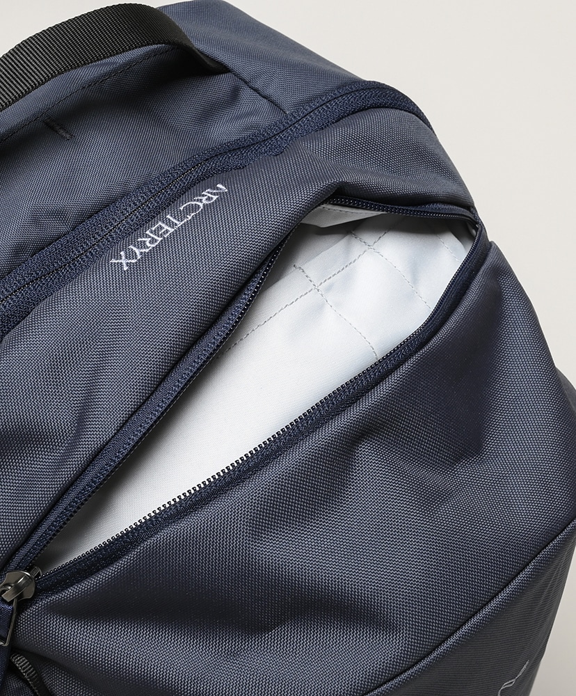 Mantis 26 Backpack(ONE Black Sapphire/ブラックサファイア): ARC'TERYX