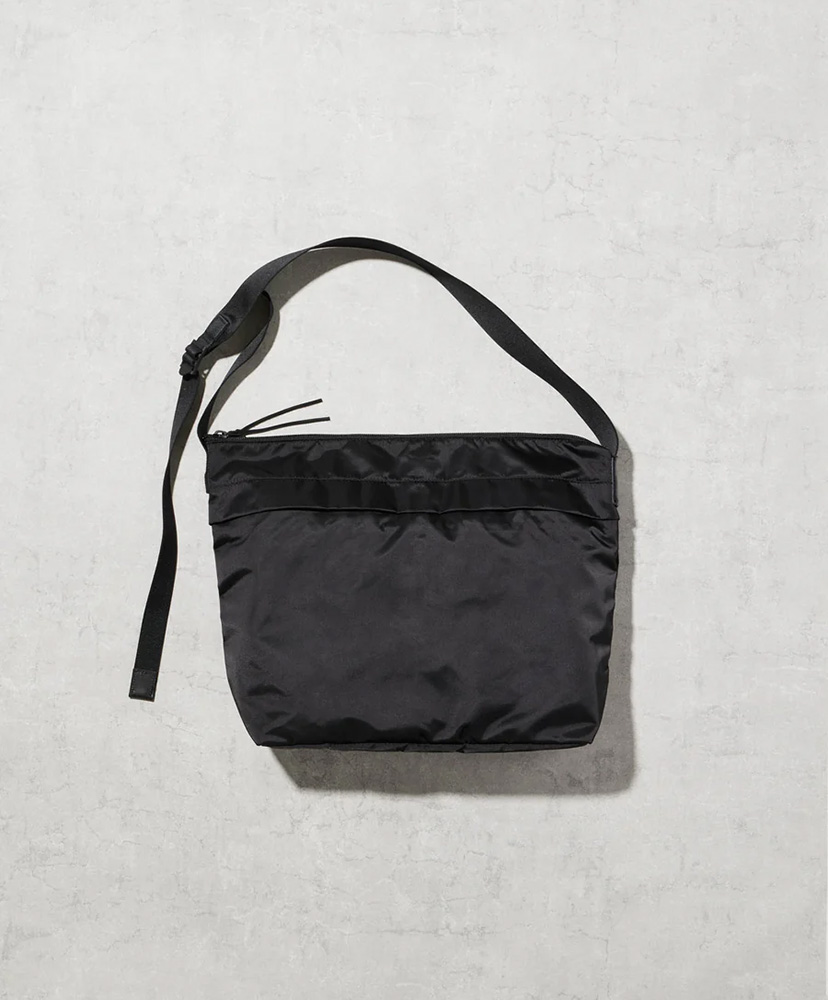 texnh ROUND SHOULDER LEATHER ショルダーバッグ
