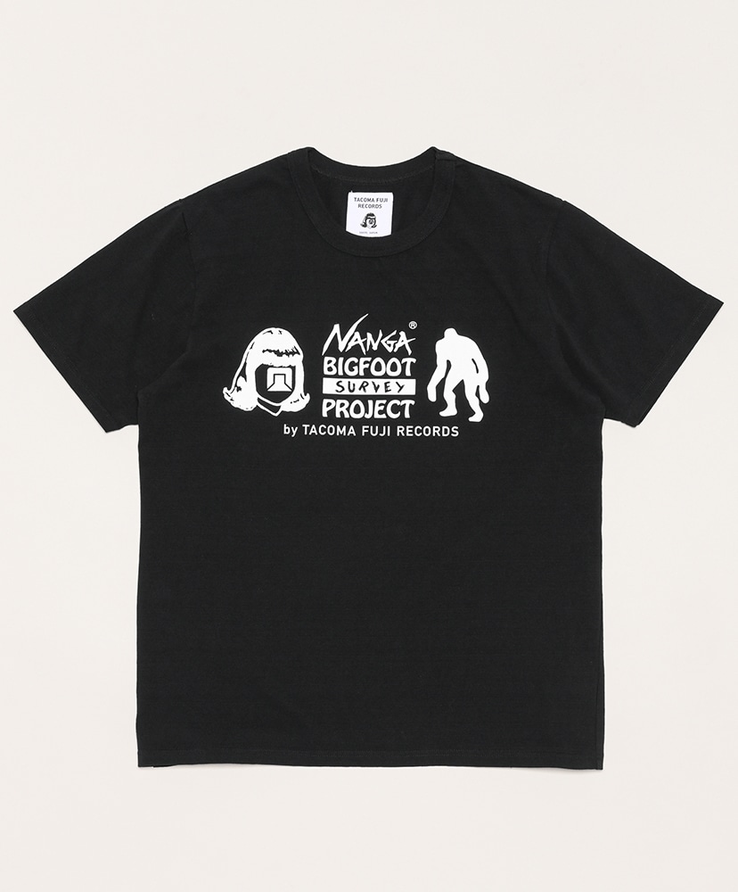 NANGA×TACOMA FUJI RECORDS Bigfoot Survey Project Logo Tee(M(MEN)  Black/ブラック): NANGA