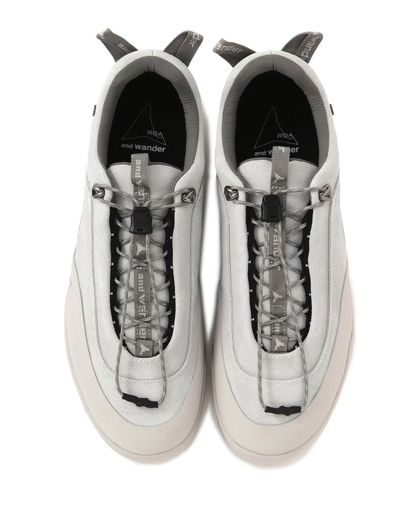 新品　cygne シーニュ　オフショルトップス runon　ホワイト cygne シーニュ オフショルトップス runon ホワイト オフショル