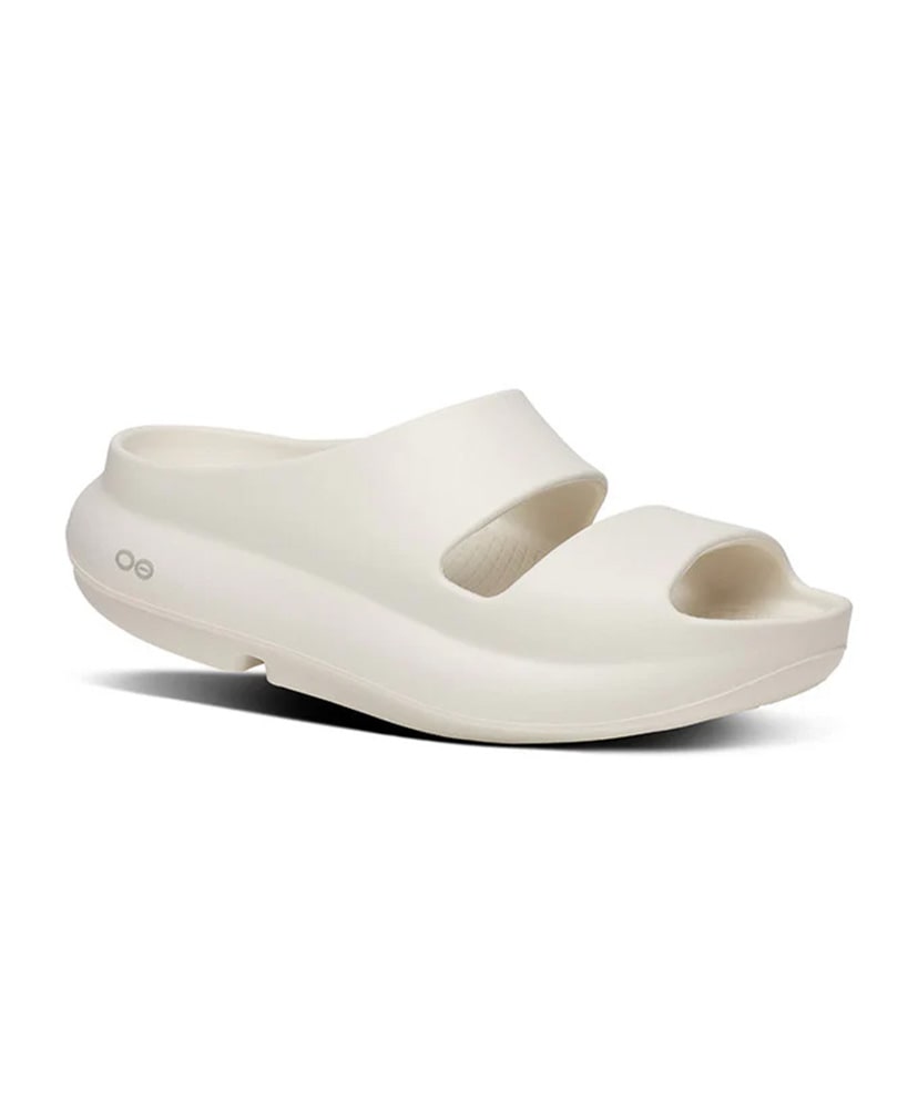 OOyea(22cm(M3/W5) Chalk/チョーク): OOFOS