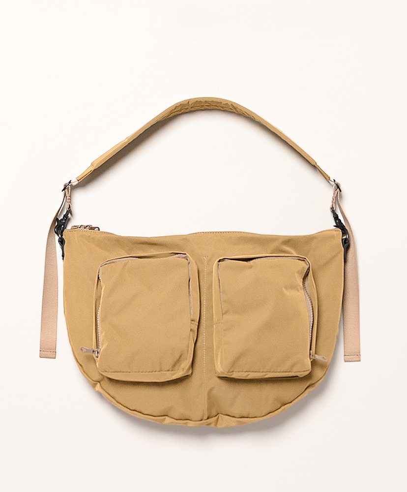 Gabardine Body Bag(F Beige/ベージュ): AMIACALVA
