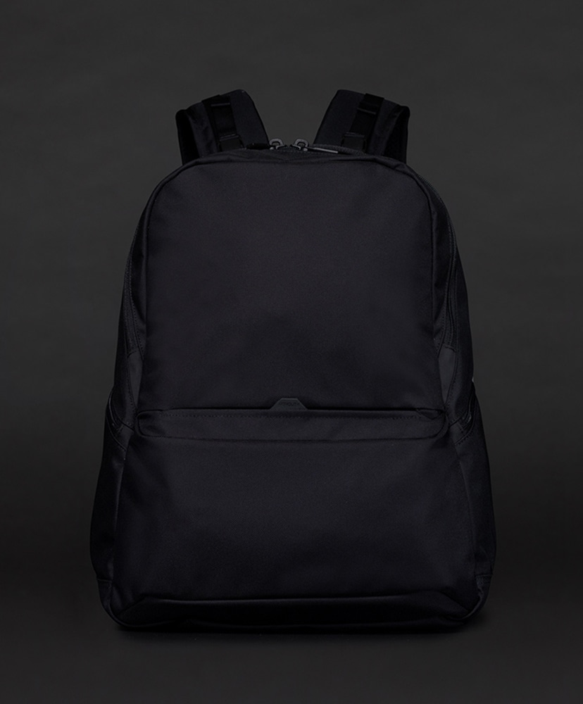 【未使用】Propcell バッグ 黒 black Backpack Pro Solid M(ONE Black/ブラック): MONOLITH