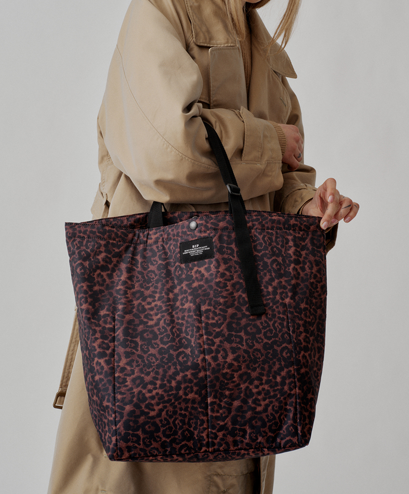Market Tote Leopard Puffer/レオパードパファー F