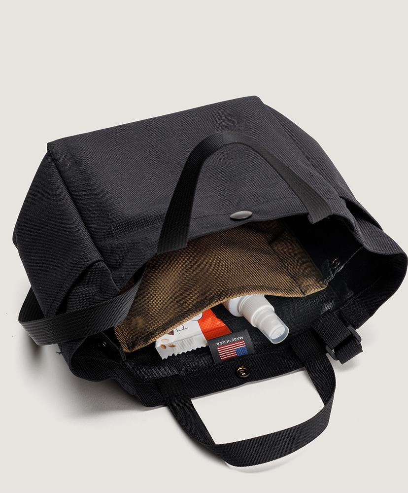 Small Side Pocket Tote Black/ブラック F