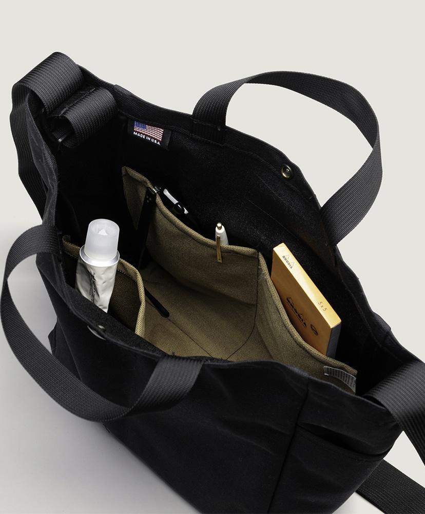 Multi Pocket Bag - Medium Black/ブラック F