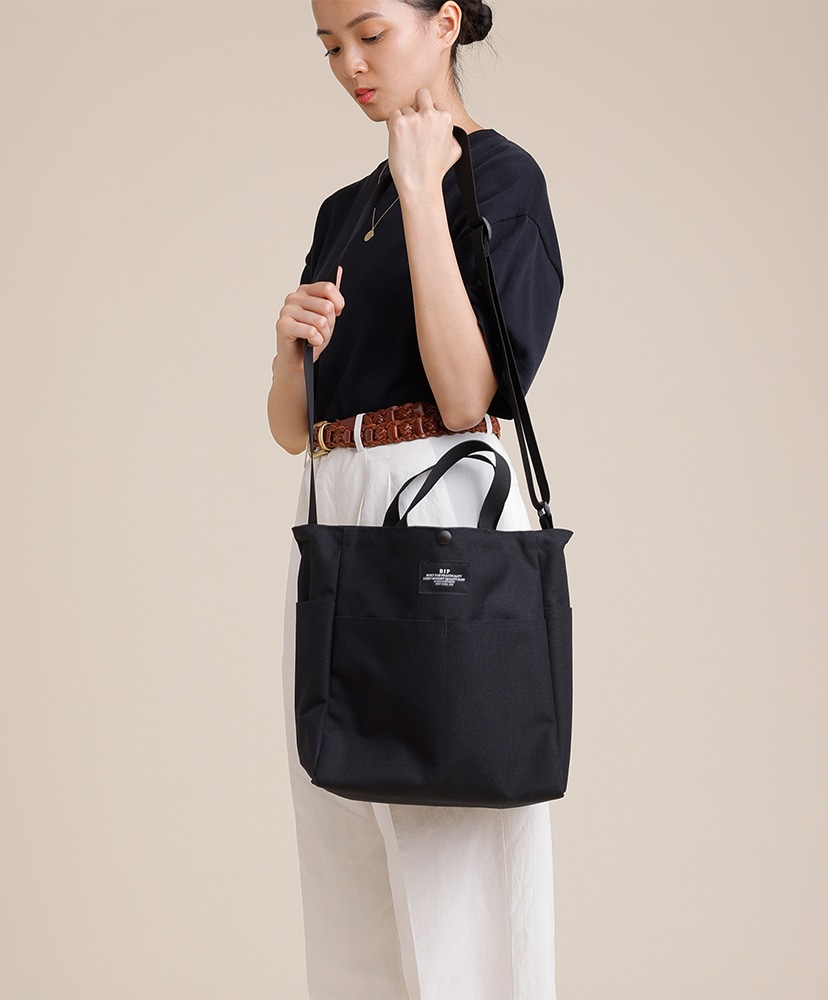 Multi Pocket Bag - Medium Black/ブラック F