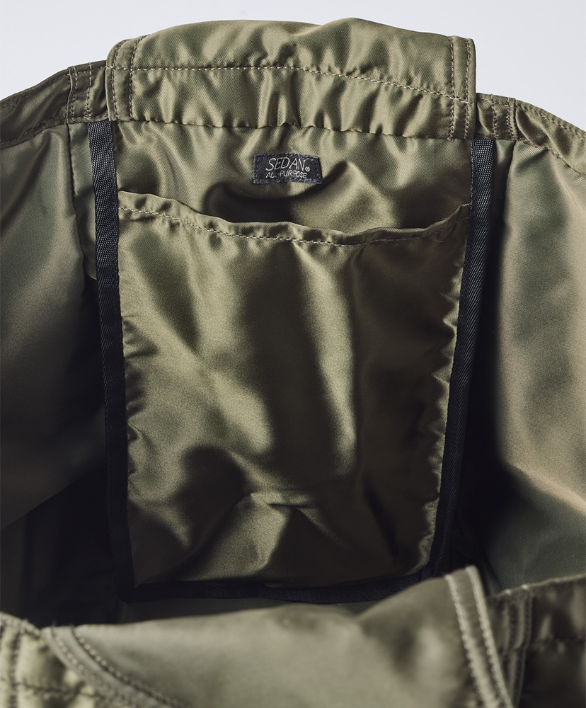 Padded Shoulder Bag Olive/オリーブ ONE(MEN)