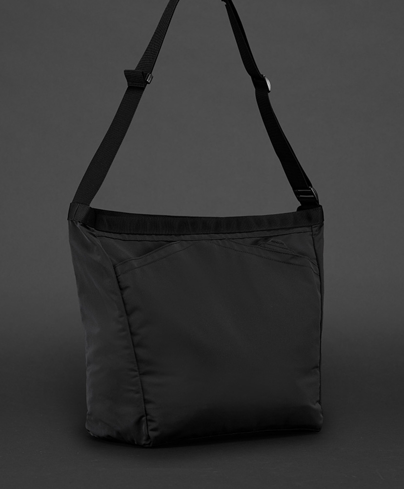 Shoulder Standard Neutral M Black/ブラック M