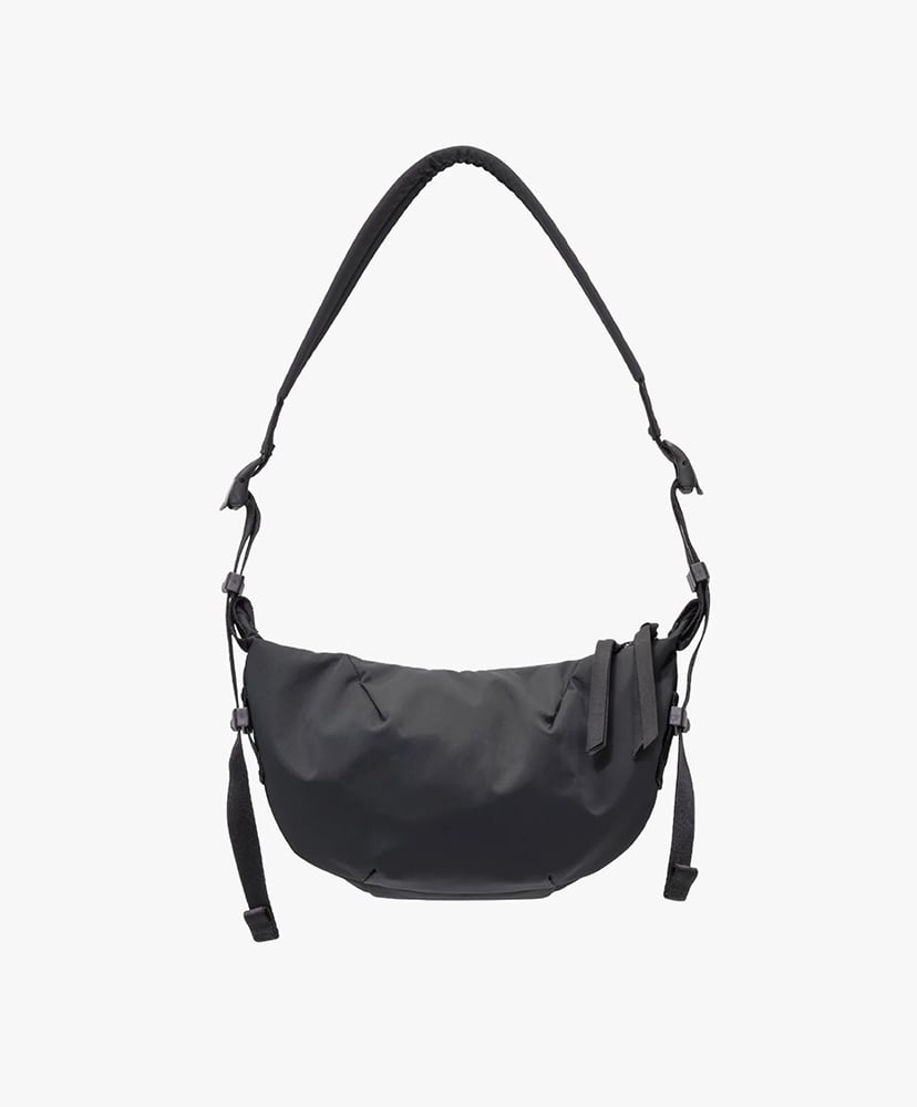 Black/ブラック