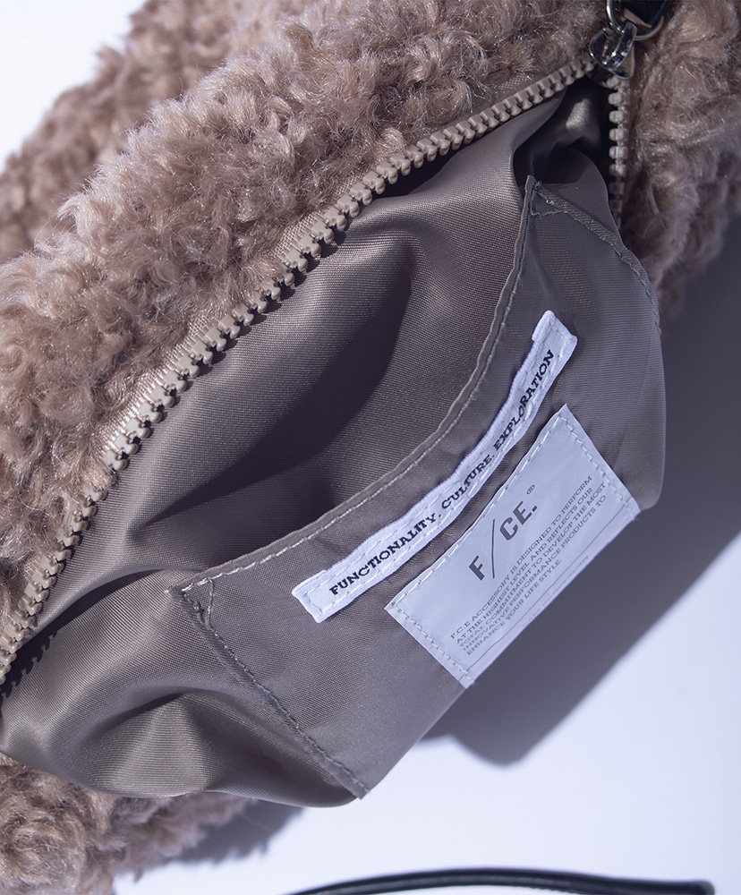 Boa Shoulder Poach Beige/ベージュ F