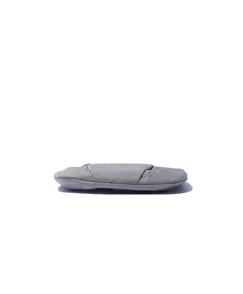 Textured Twill Pouch 2.0 Beige/ベージュ FREE