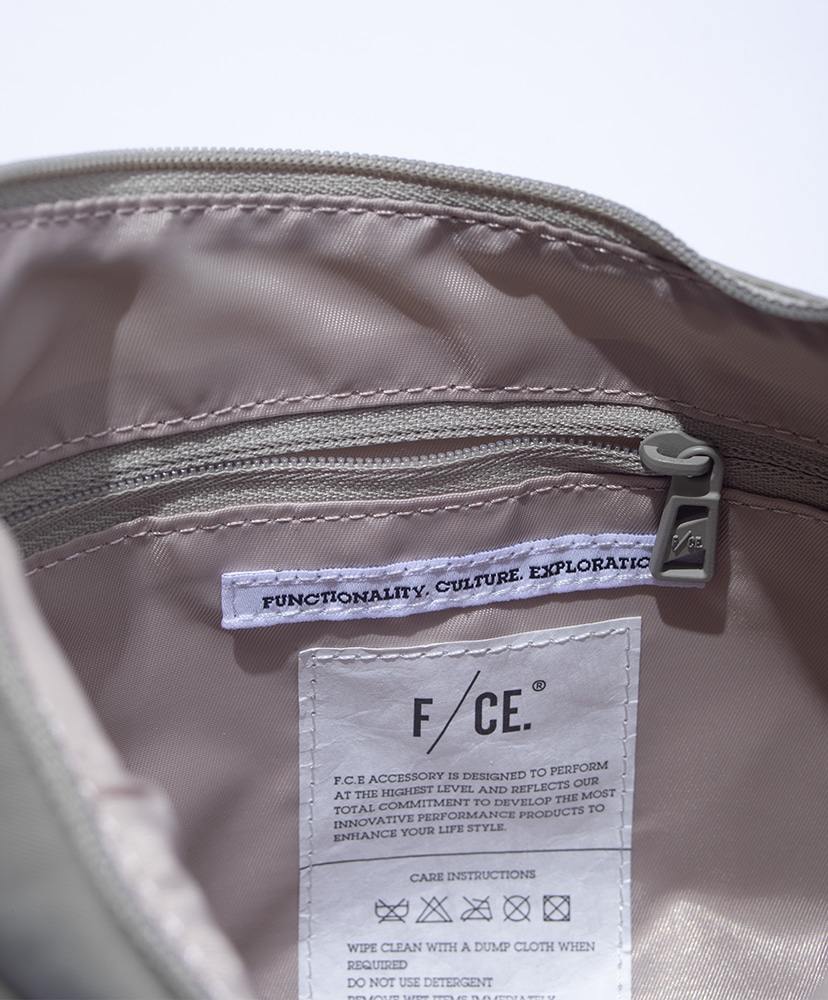 Textured Twill Pouch 2.0 Beige/ベージュ FREE