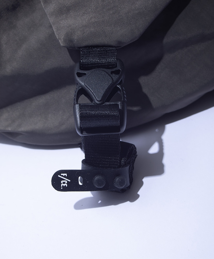 Texutured Twill Layered Slinger Bag Black/ブラック FREE