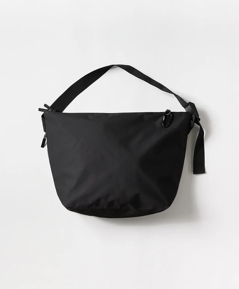 Black/ブラック