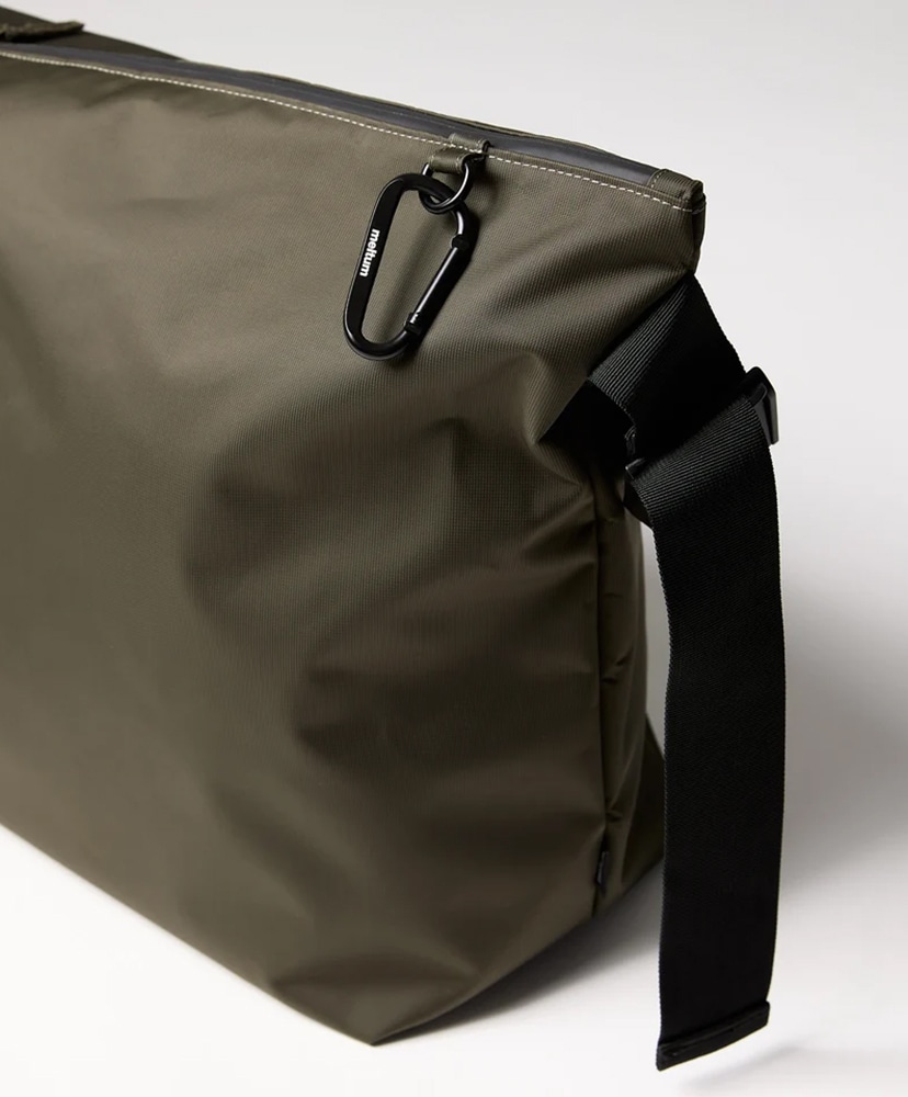 Nylon Messenger Bag Khaki Grey/カーキグレー F