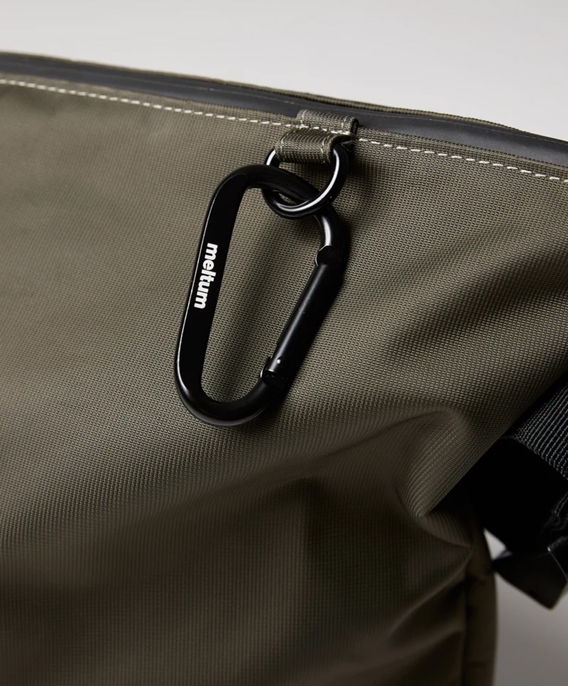 Nylon Messenger Bag Khaki Grey/カーキグレー F