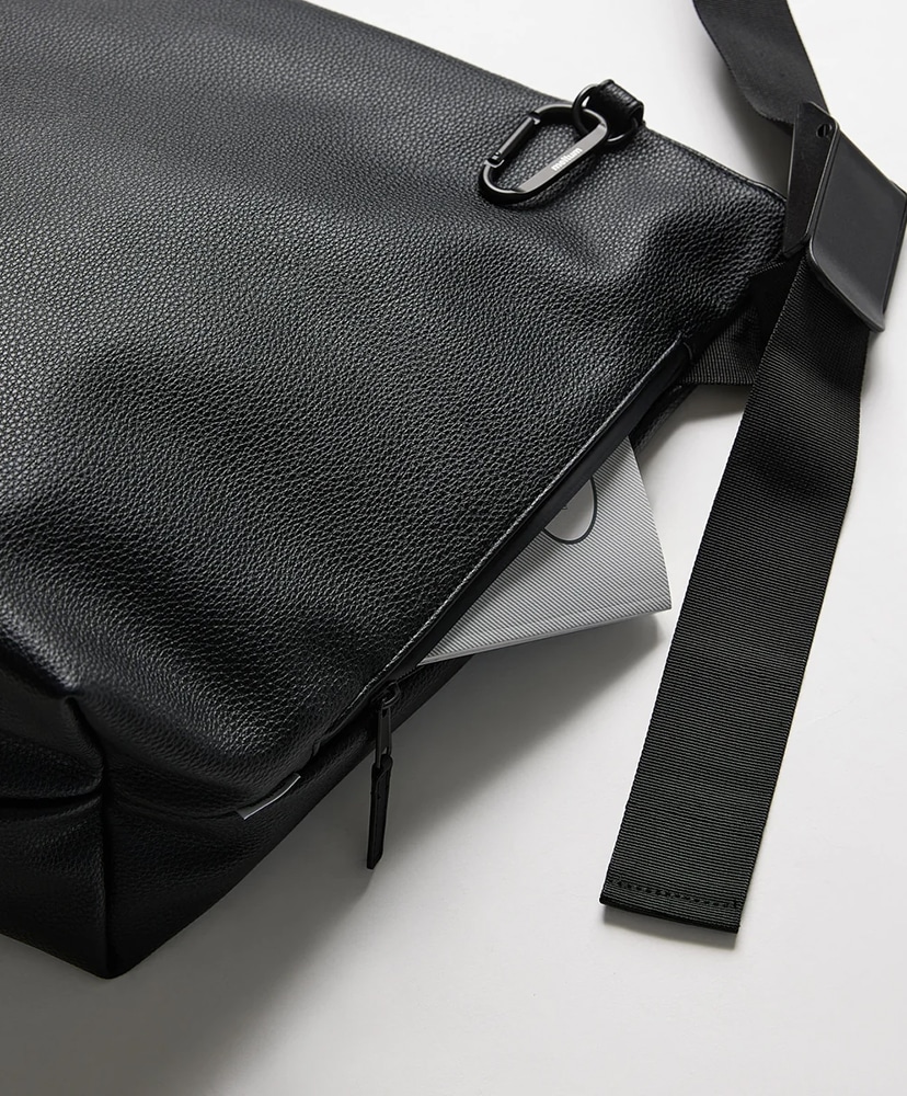 Leather Messenger Bag Black/ブラック FREE