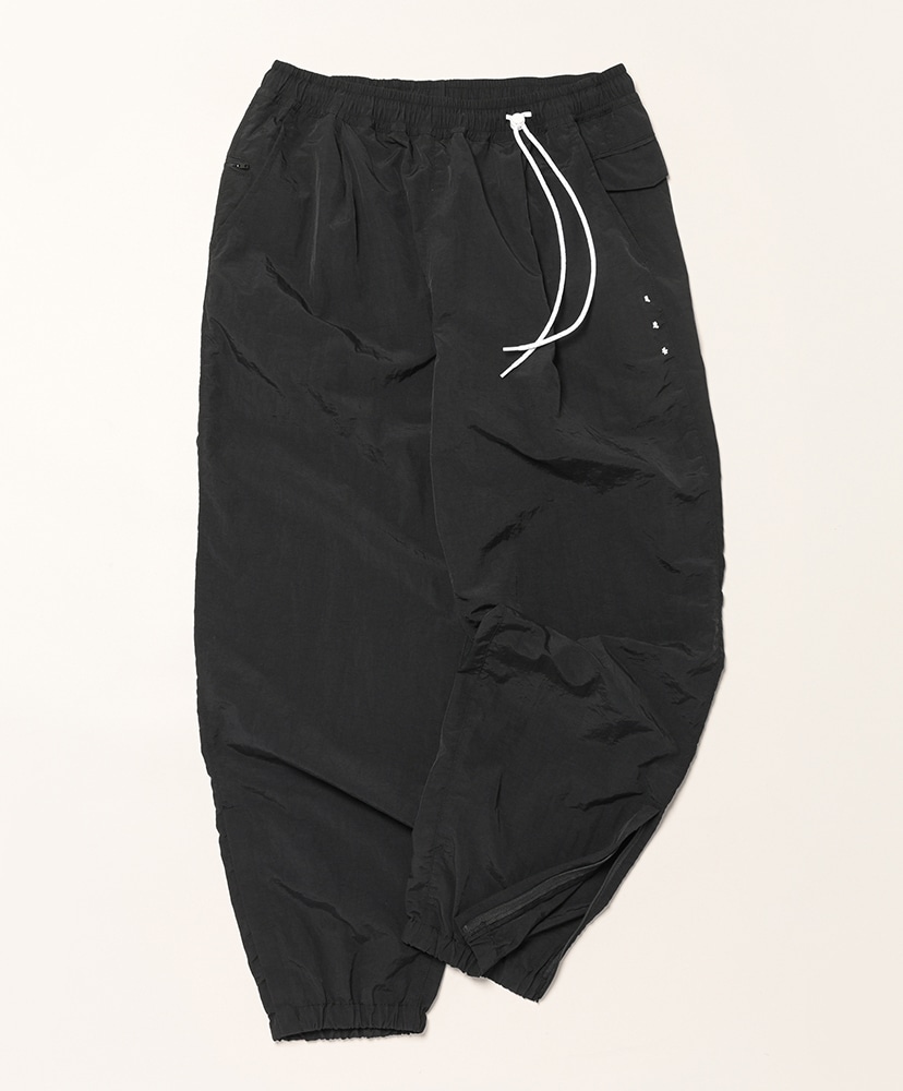 BLK/ブラック
