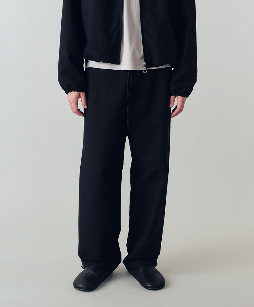 Cohen Relaxed Trousers in Technical Cotton Black/ブラック 46(MEN)