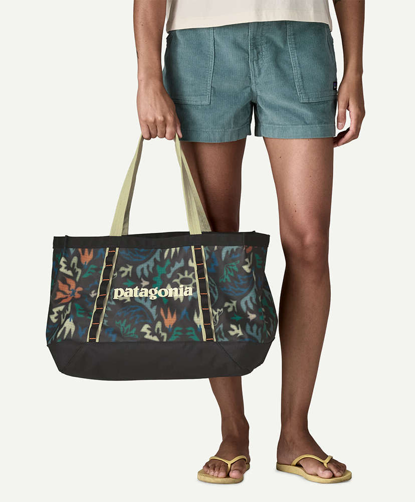 Black Hole Tote 25L KALB/カレイド ブラック ALL