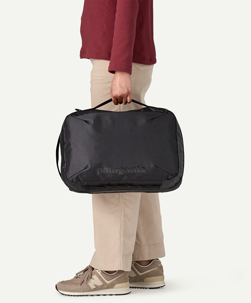 Black Hole Micro MLC 22L(ALL BLK/ブラック): Patagonia