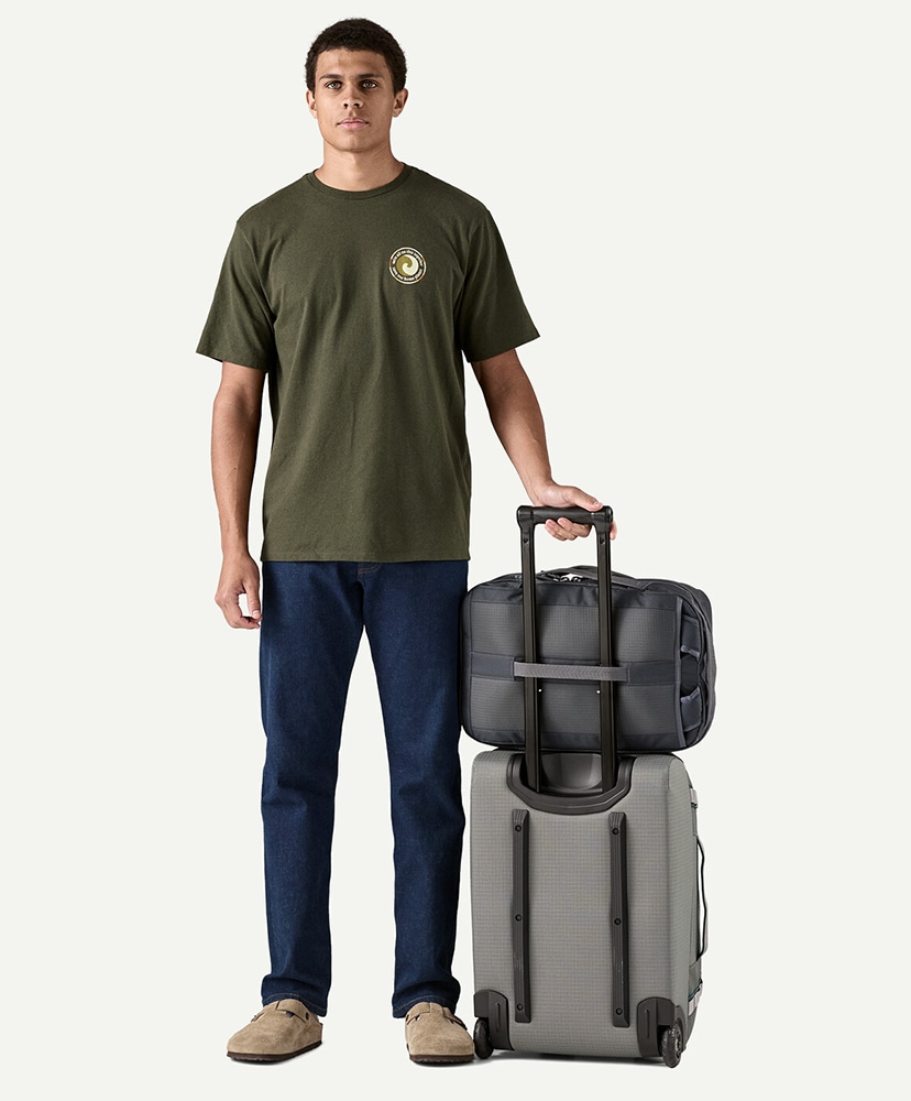 Black Hole Micro MLC 22L(ALL BLK/ブラック): Patagonia