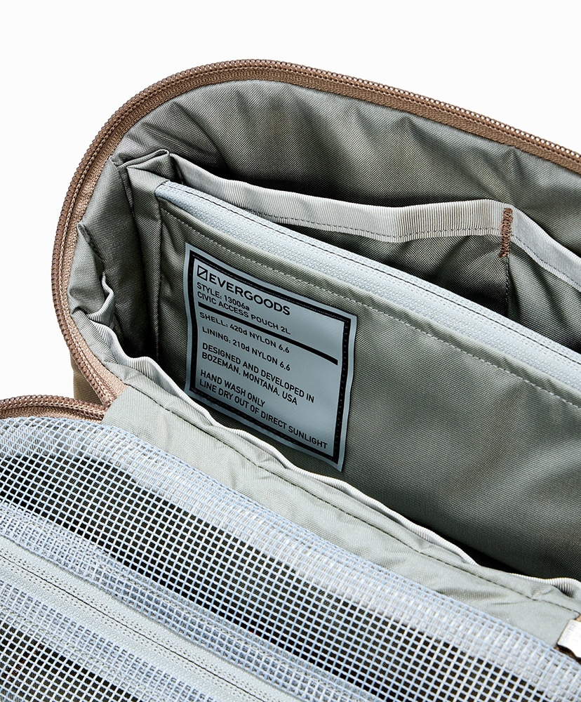 Civic Access Pouch 2L Fossil Brown/フォッシルブラウン (MEN)