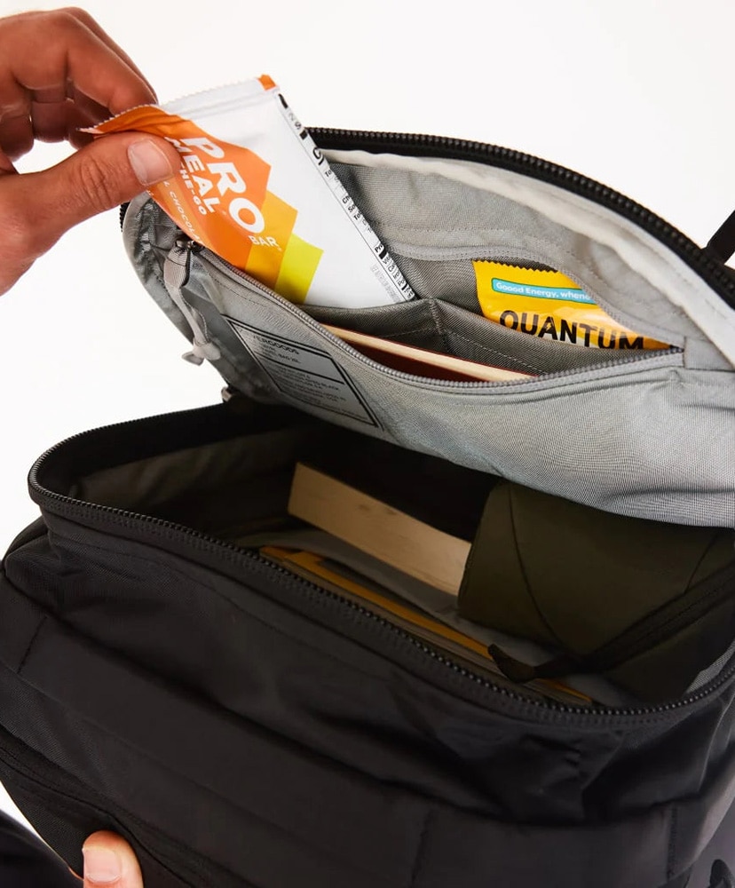 Civic Travel Bag 20L Solution Dyed Black/ソリューション ダイド ブラック (MEN)