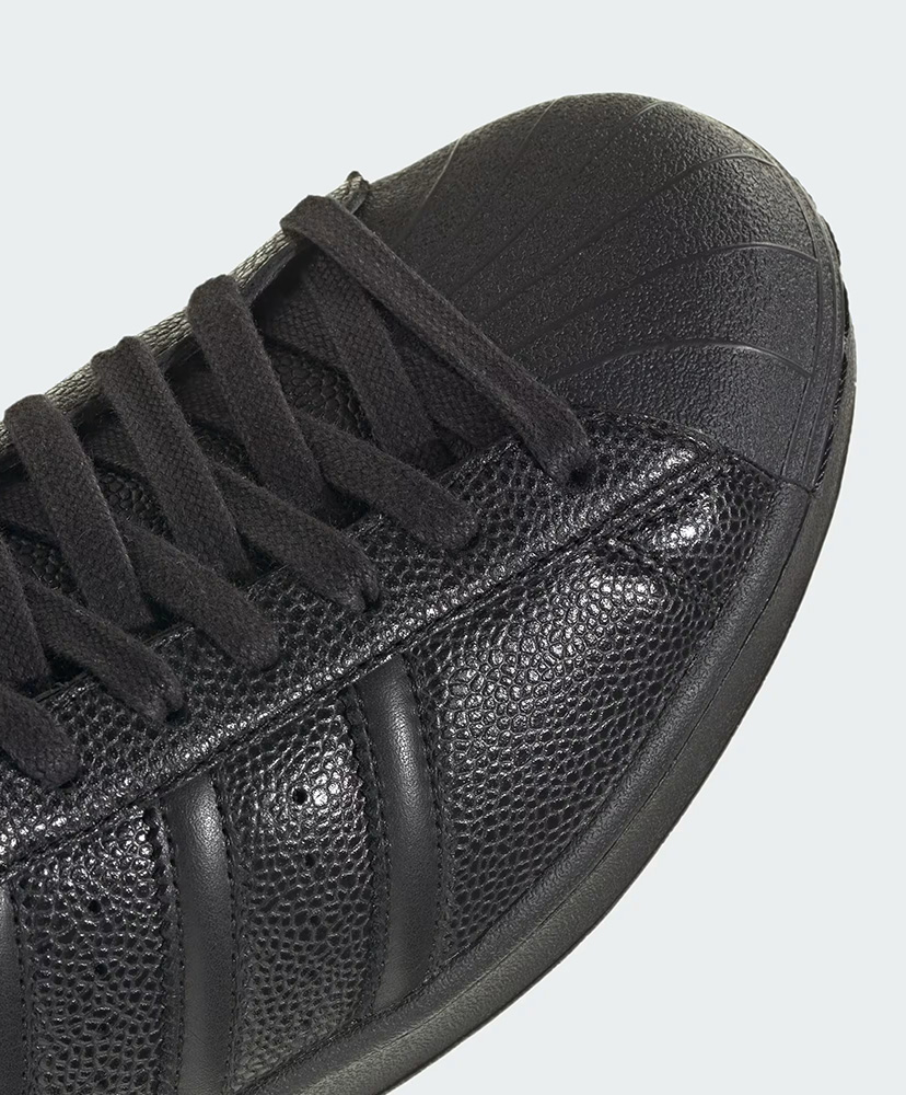 Superstar Vintage Core Black / Core Black / Gold Metallic 26cm