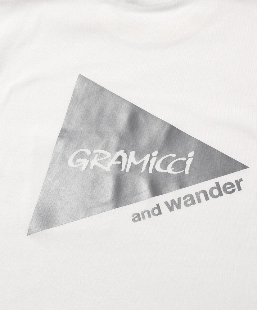 Gramicci × and wander Backprint S/S Tee White/ホワイト L(MEN)