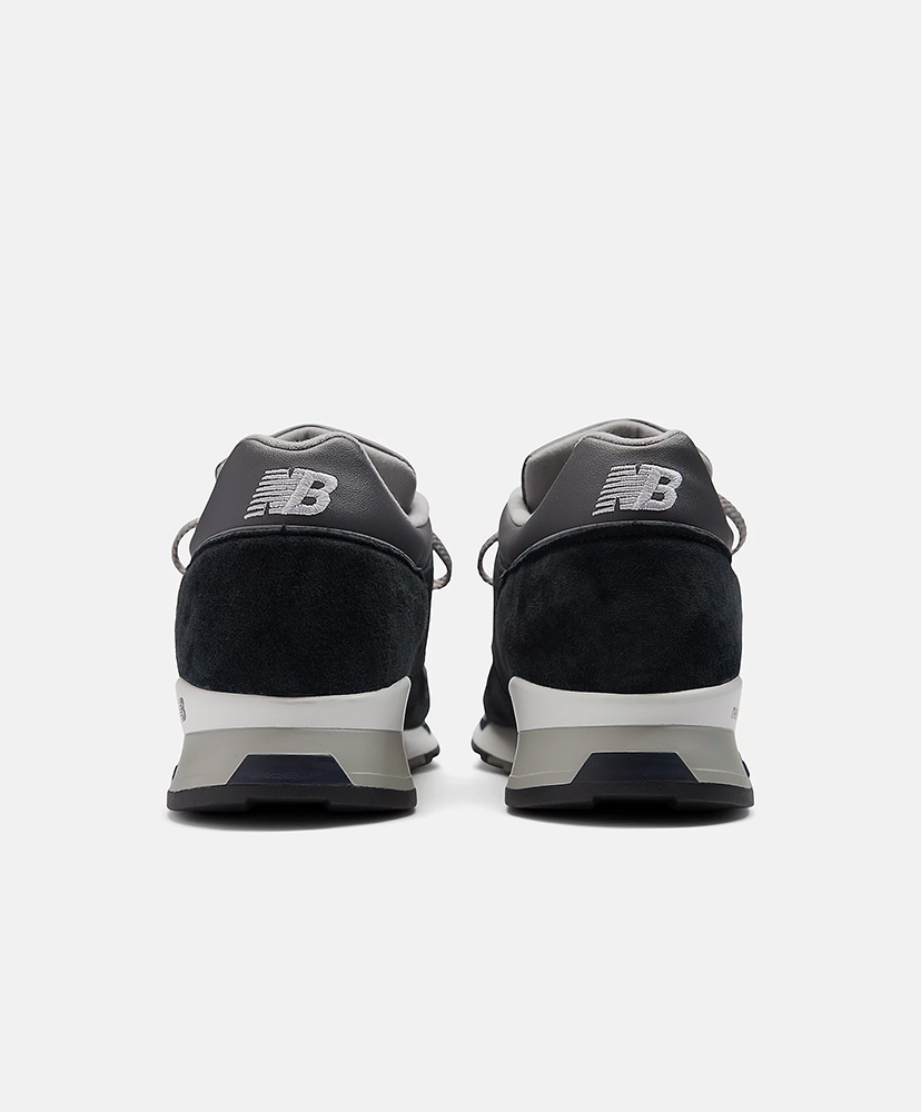 Made in UK 1500 Navy with NAVY BLAZER and SMOKED PEARL 26cm