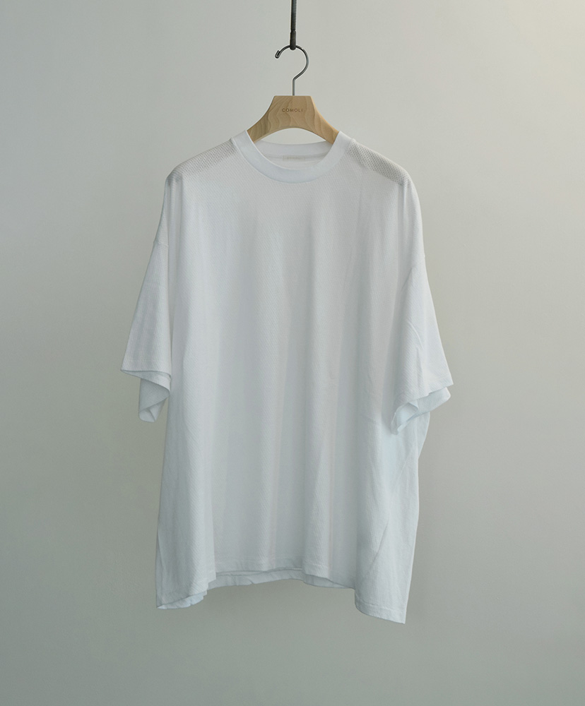 White/ホワイト