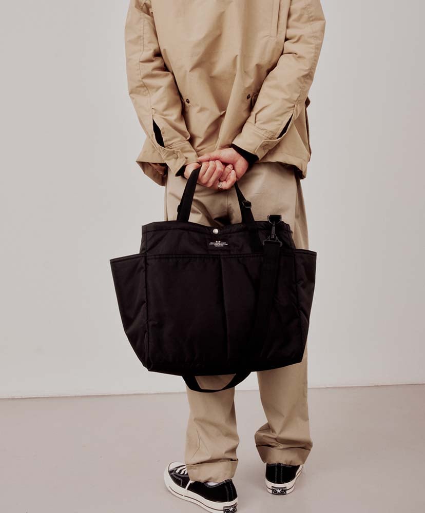 Carry-all Beach Bag - Poly Fill Nylon Black Puffer/ブラックパファー FREE