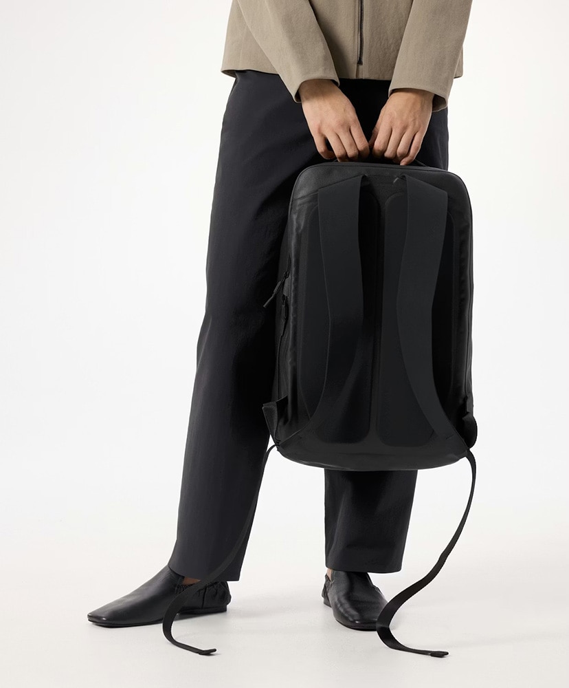 Anodic Backpack Black/ブラック NA