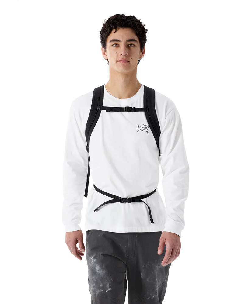 Konseal 15 Backpack Black/ブラック NA