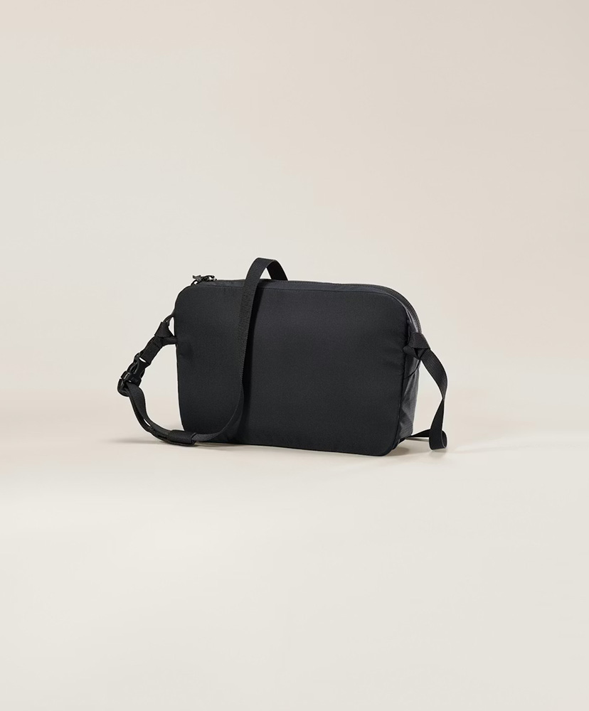 Heliad Crossbody Bag Black/ブラック NA