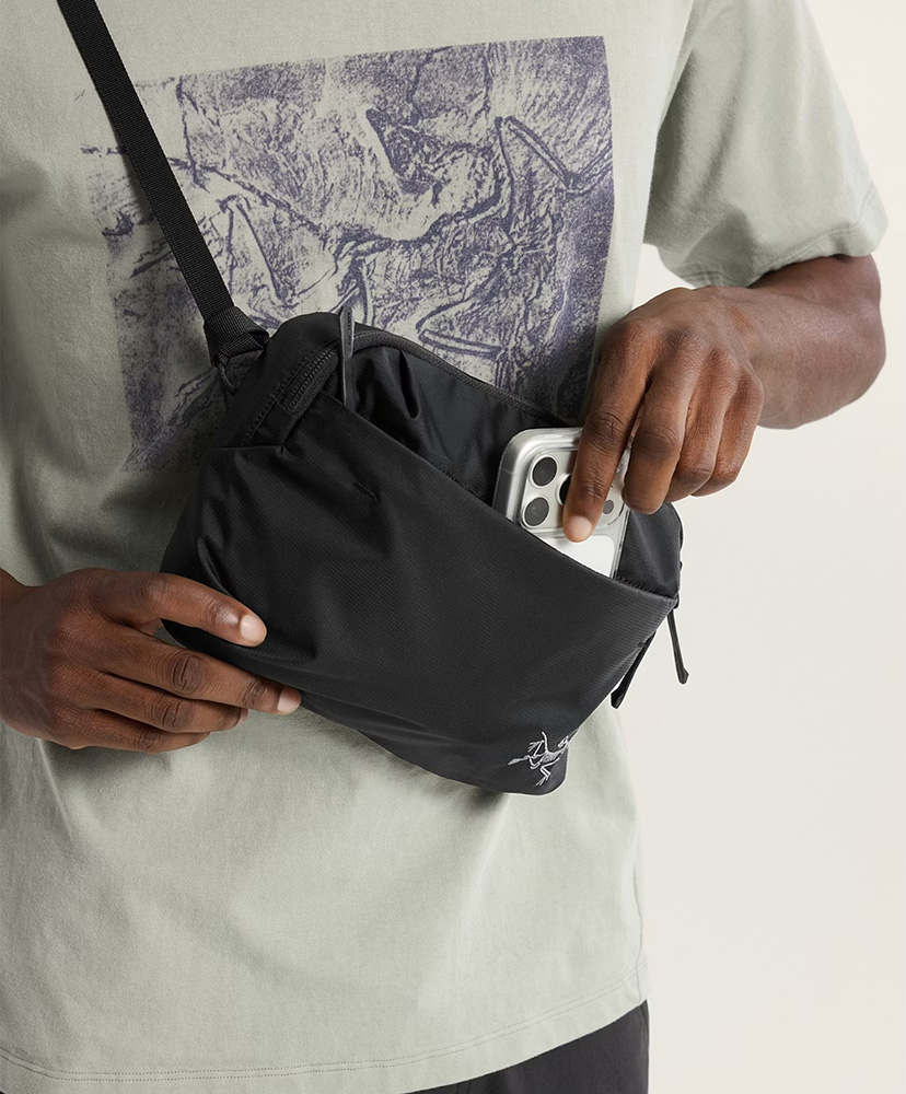 Heliad Crossbody Bag Black/ブラック NA