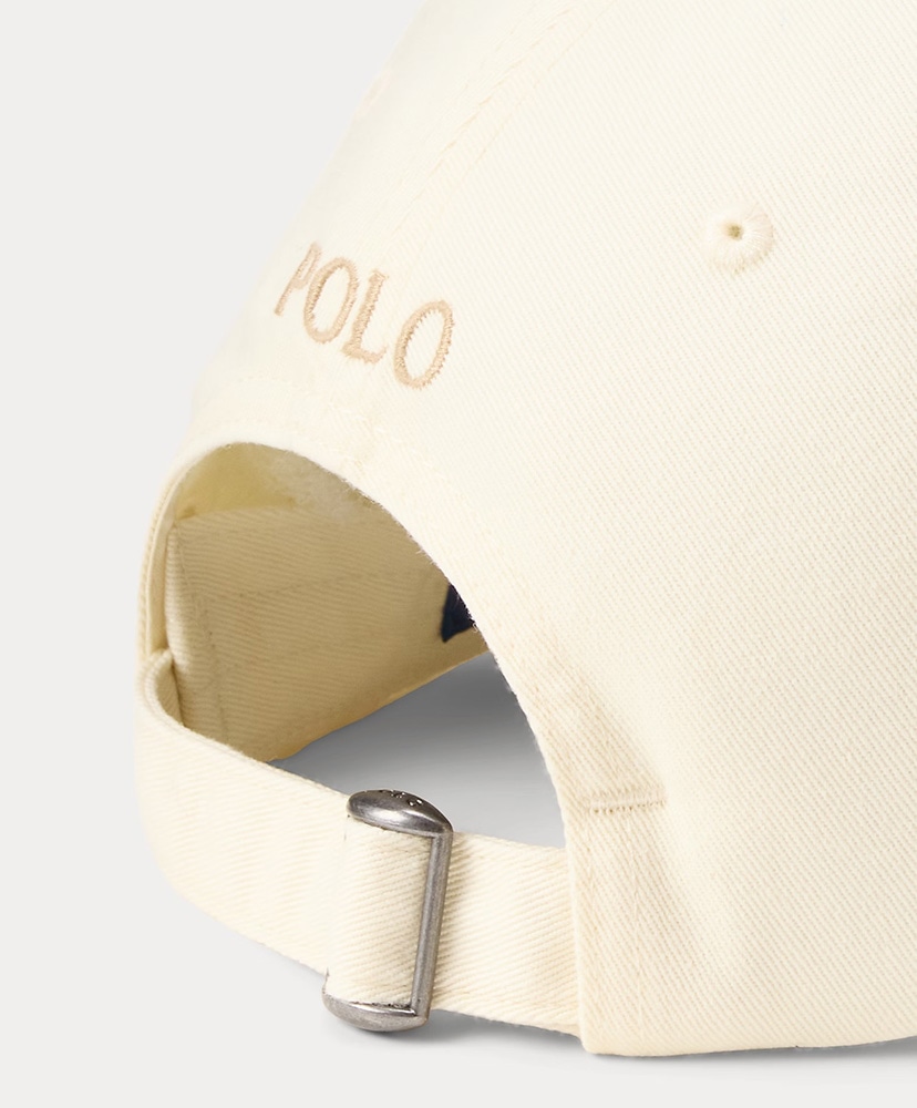 アイコニック コットン チノ ボール キャップ パーチメント クリーム ONE