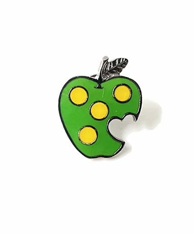毒リンゴピンバッヂ