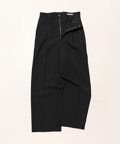 Light Wool Max Gabardine Two-Tuck Slacks