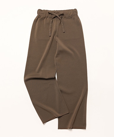 Women 32G Smooth Wool Pants