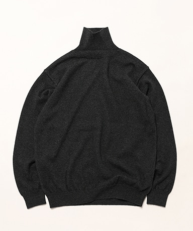 Essential Innocent Cashmere Turtle Neck