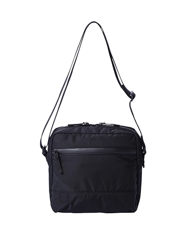 BLACK BEAUTY - SQUARE SHOULDER BAG