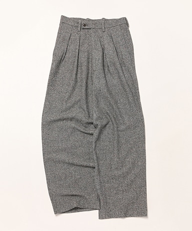 Tucked Baggy Pants