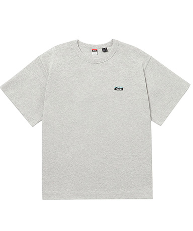 na+h エヌエープラスエイチ　ショート丈別珍ケープ ECO HYBRID BOX LOGO EMBROIDERY TEE (UNISEX)(L A.GRY): NANGA