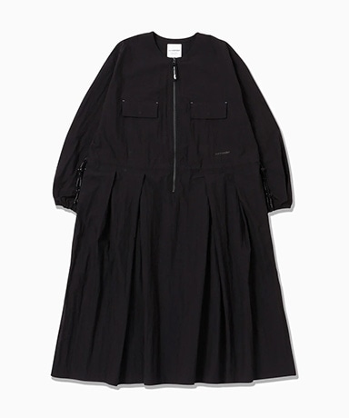 Tuck Dress (W)