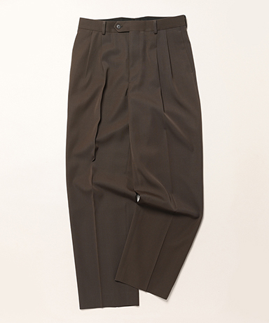 Light Wool Max Gabardine Two-Tuck Slacks